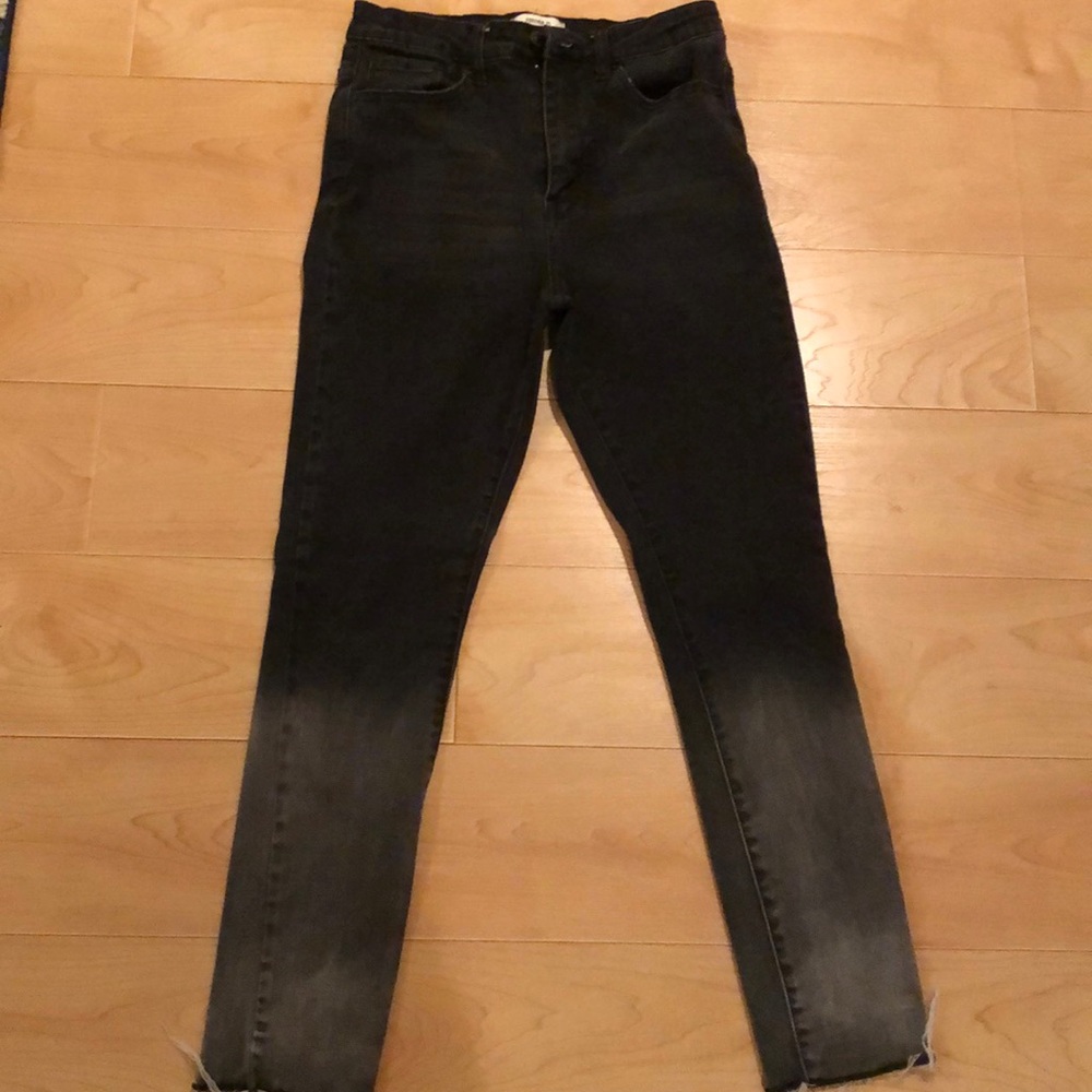 Black skinny jeans